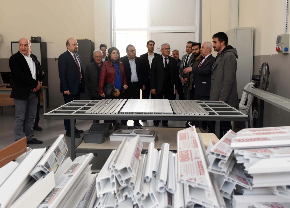 GAZİANTEP İTÜ MEZUNLARI DERNEĞİ’NDEN GSO-MEM’E ZİYARET