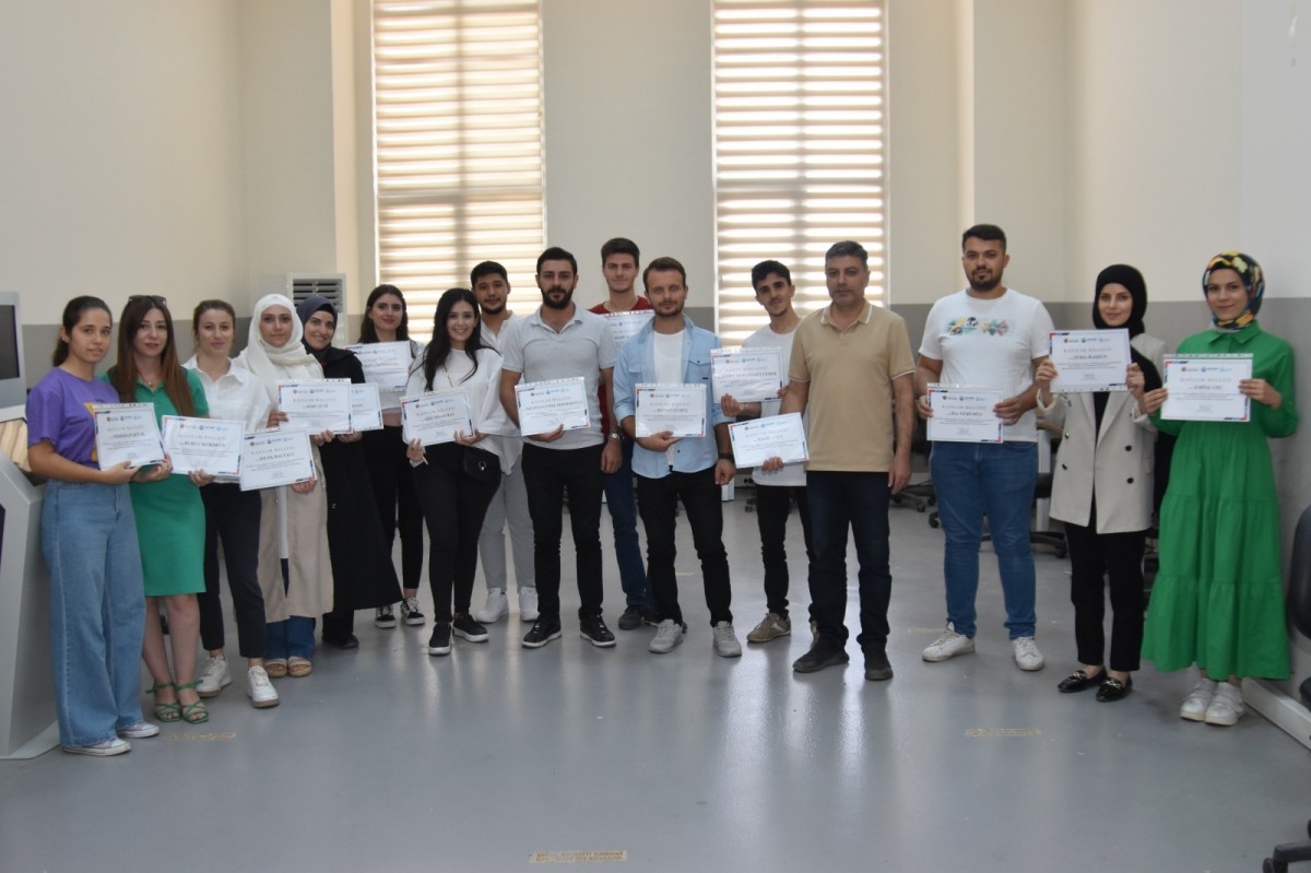 MESLEKİ EĞİTİM VE İSTİHDAM PROJESİNDE GSOMEM’DE VERİLEN TEORİK EĞİTİMLER TAMAMLANDI