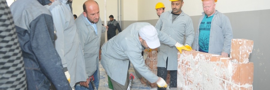  CONSTRUCTION LAB & WORKSHOP